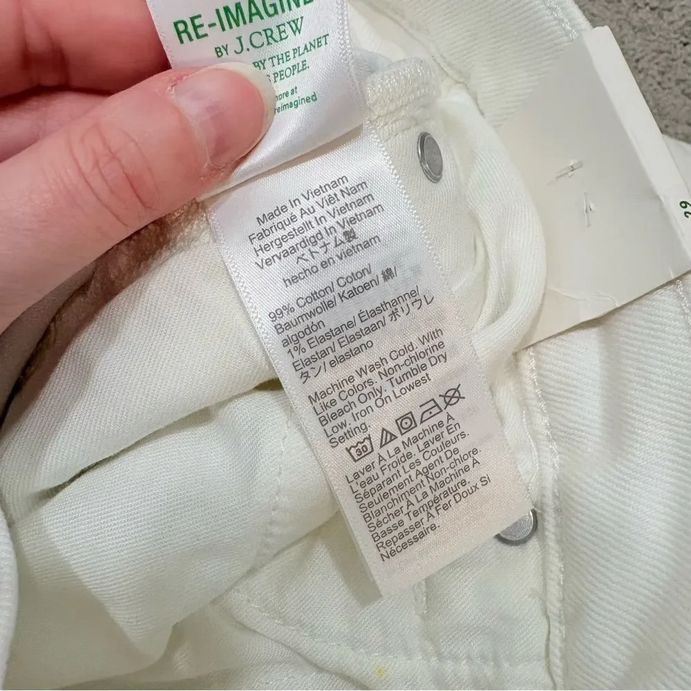 NWT J. Crew 2024 Classic Straight Jean in White Size 29